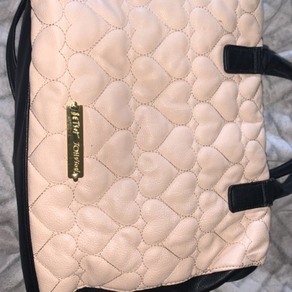 Betsy Johnson purse - Picture 4 of 5